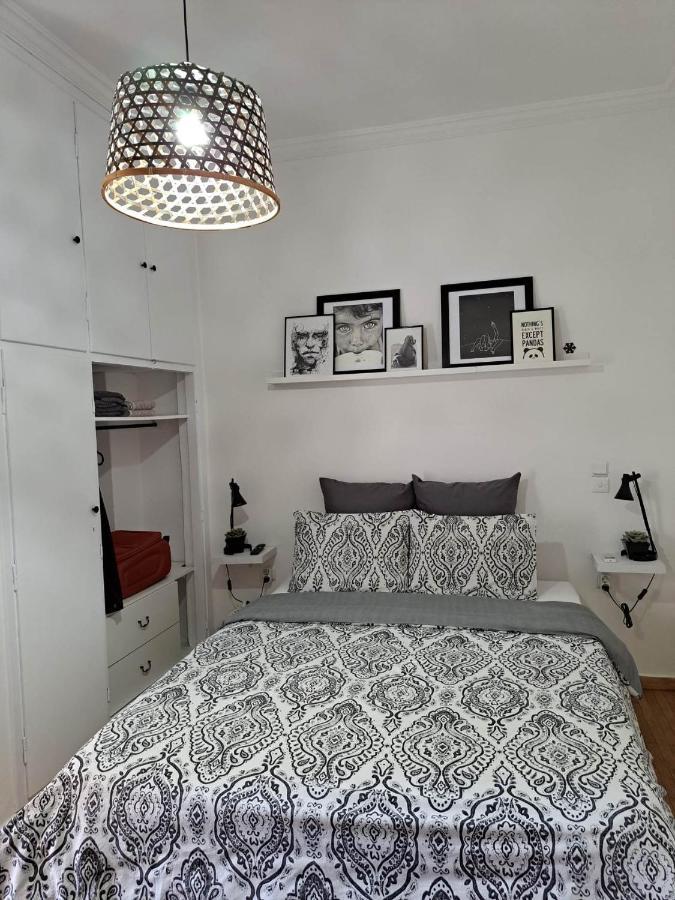 Athenshub - Across Metro Station Apartment ภายนอก รูปภาพ